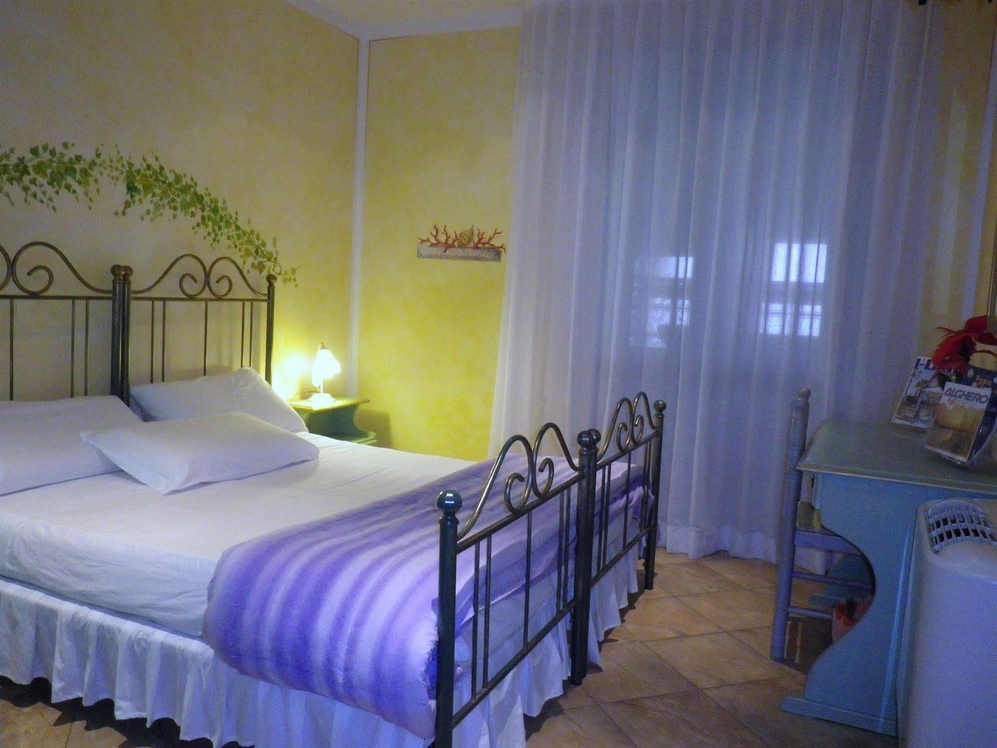 Elisart Guest House Alghero Esterno foto